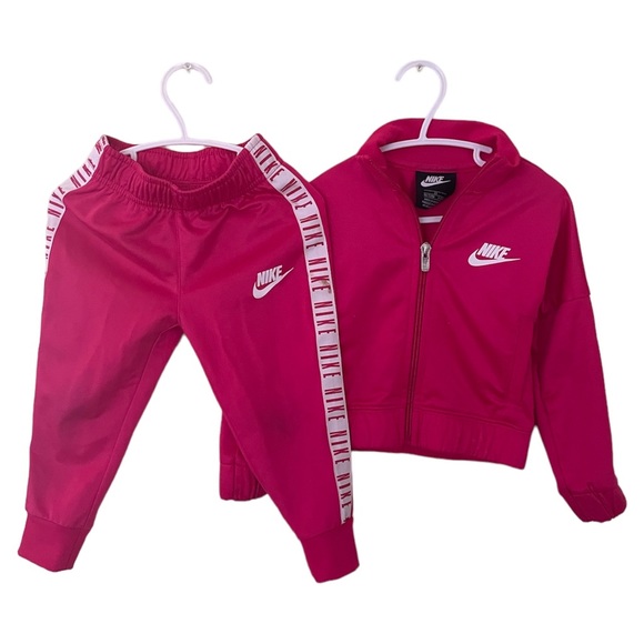 EUC Nike Tracksuit Pant Set Girls 2T Pink - Picture 1 of 3